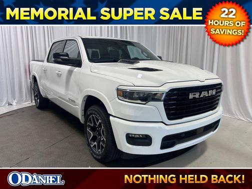 Bright White Clearcoat 2025 RAM 1500 Laramie