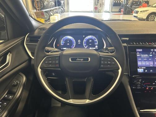 2024 Jeep Grand Cherokee Altitude