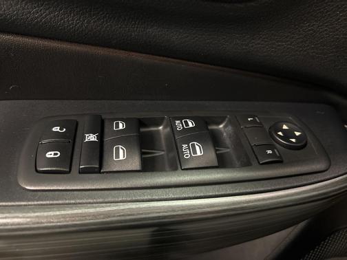 2016 Jeep Cherokee 75th Anniversary Edition