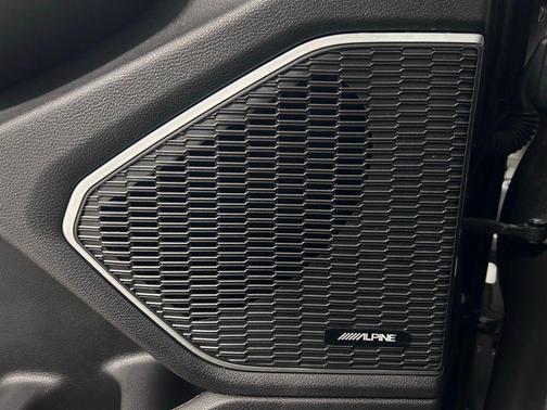 Rocky Mountain Pearlcoat 2023 Jeep Grand Cherokee L Limited