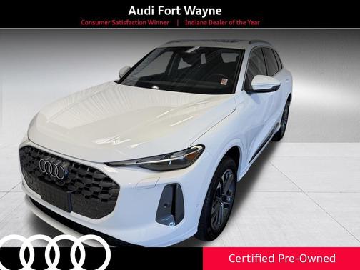 White 2025 Audi Q5 2.0T Premium