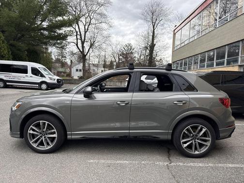Chronos Gray Metallic 2021 Audi Q3 45 S line Premium