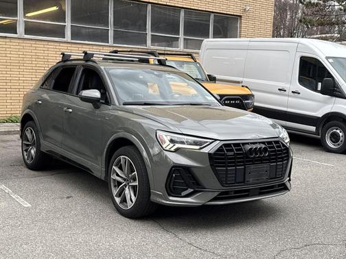 Chronos Gray Metallic 2021 Audi Q3 45 S line Premium