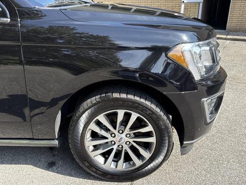 Agate Black Metallic 2021 Ford Expedition Max Limited