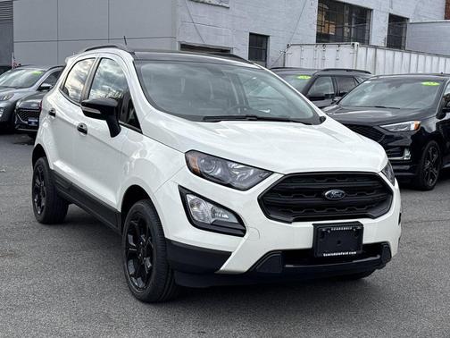2022 Ford EcoSport SES