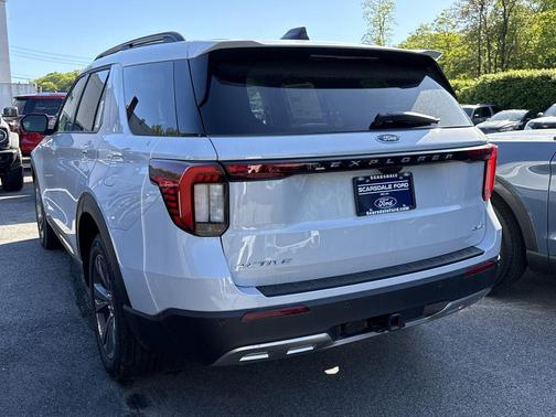 White Metallic 2026 Ford Explorer Active