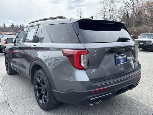 Carbonized Gray Metallic 2023 Ford Explorer ST