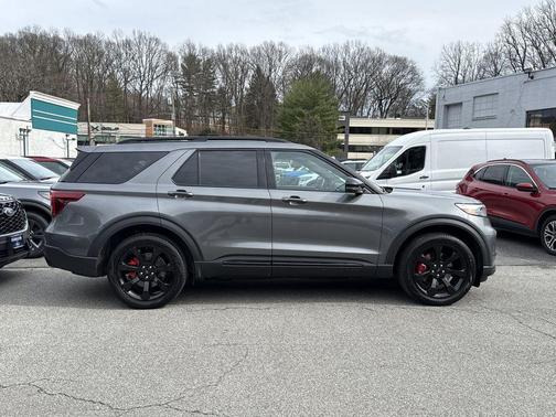 Carbonized Gray Metallic 2023 Ford Explorer ST