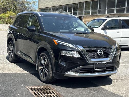 Black 2023 Nissan Rogue Platinum
