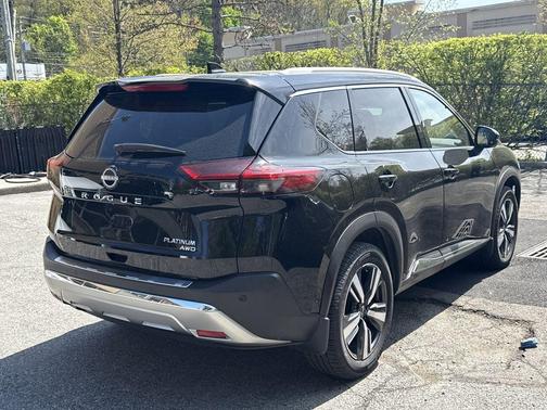Black 2023 Nissan Rogue Platinum