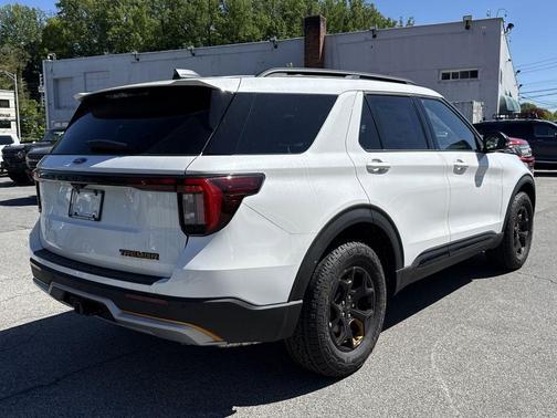 White Metallic 2026 Ford Explorer Tremor