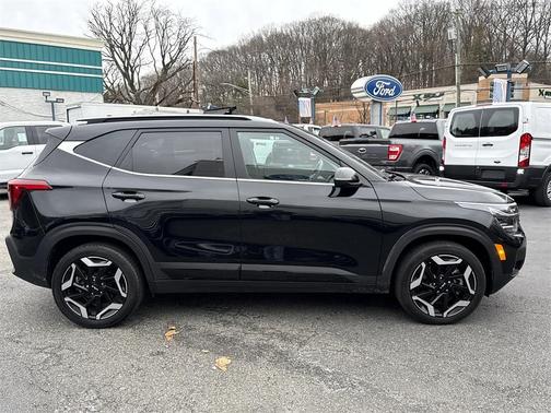 2024 Kia Seltos SX