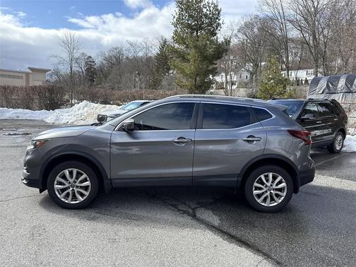 2020 Nissan Rogue Sport SV