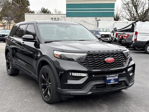 2022 Ford Explorer ST