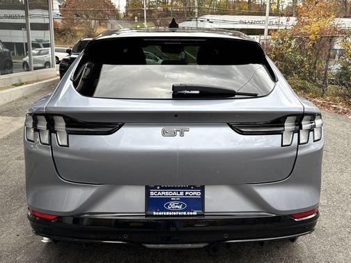 2022 Ford Mustang Mach-E GT