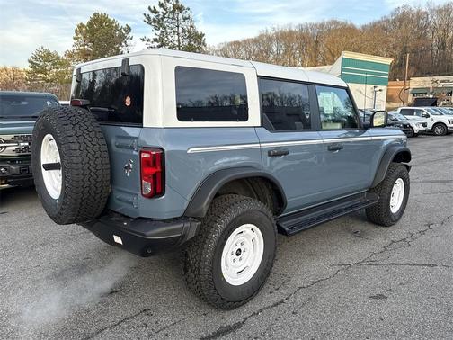 2025 Ford Bronco Heritage Edition