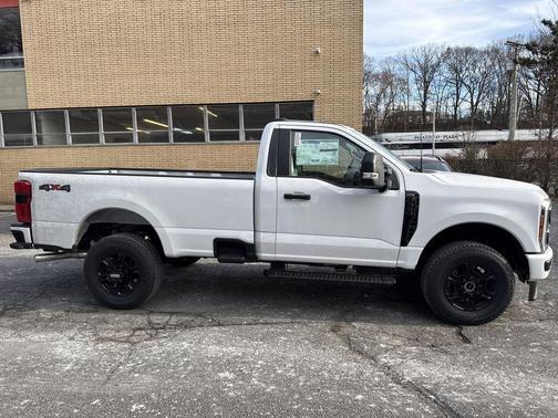 Oxford White 2025 Ford F-350 XL