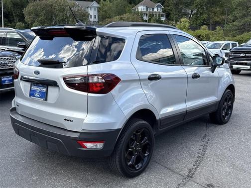 2022 Ford EcoSport SES