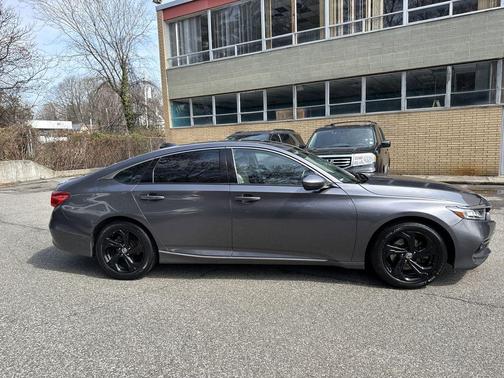 Modern Steel Metallic 2018 Honda Accord EX-L 2.0T