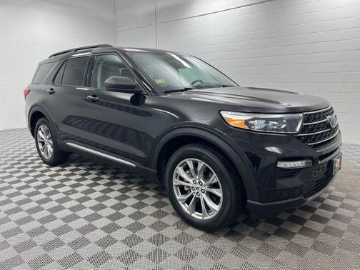 Agate Black Metallic 2023 Ford Explorer XLT