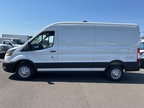 Oxford White 2026 Ford Transit-250 148 WB Medium Roof Cargo