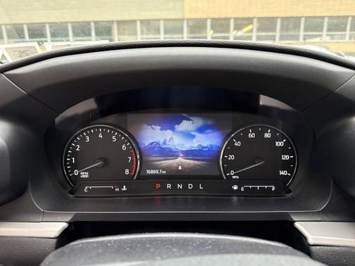 Green Metallic 2022 Ford Explorer XLT