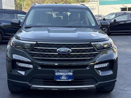 Forged Green Metallic 2022 Ford Explorer XLT