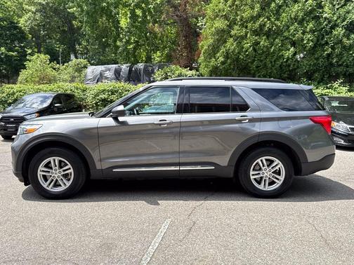 Carbonized Gray Metallic 2023 Ford Explorer XLT
