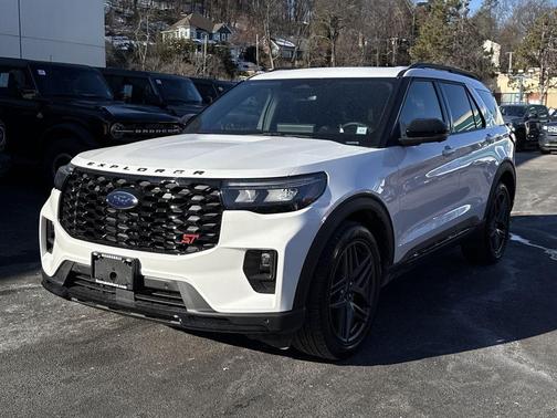 White Metallic 2026 Ford Explorer ST