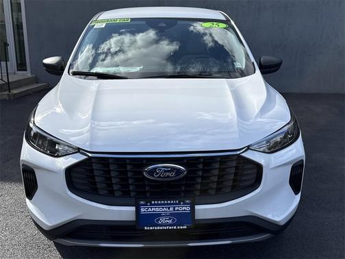 2025 Ford Escape 