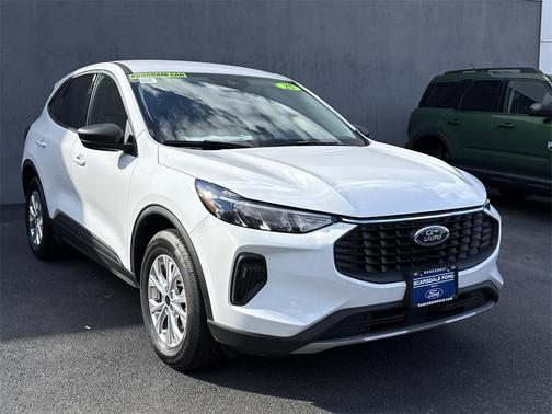 2025 Ford Escape 