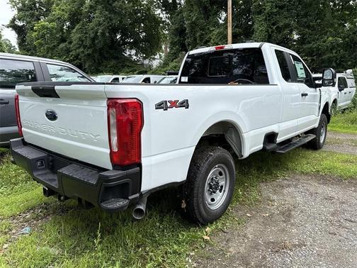 2025 Ford F-250 XL