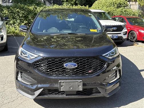 2022 Ford Edge ST