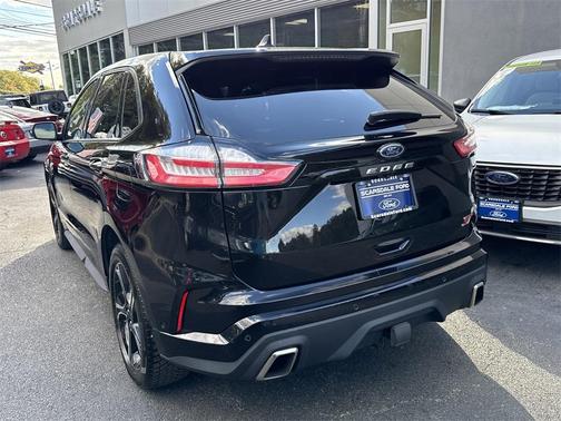 2022 Ford Edge ST
