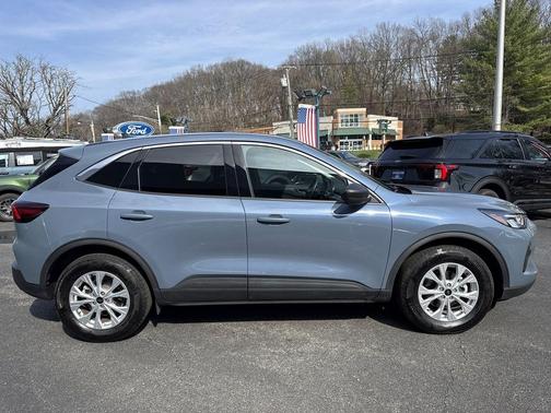 Vapor Blue Metallic 2023 Ford Escape Active