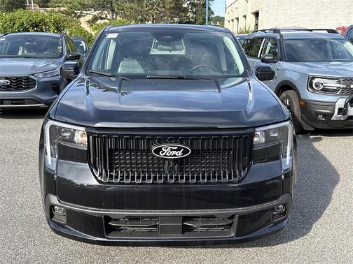 2025 Ford Maverick Lobo Standard