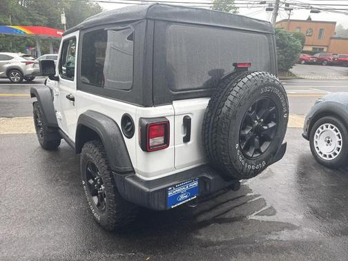 2021 Jeep Wrangler Sport