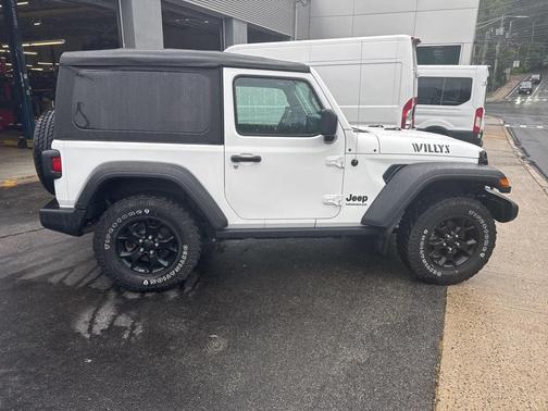 2021 Jeep Wrangler Sport