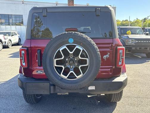 Ruby Red 2026 Ford Bronco Outer Banks