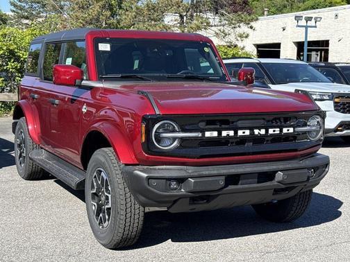 Ruby Red 2026 Ford Bronco Outer Banks