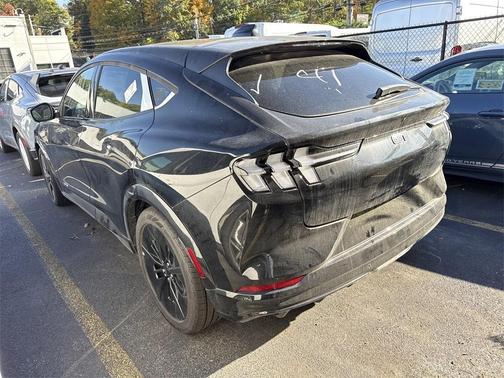 2025 Ford Mustang Mach-E GT