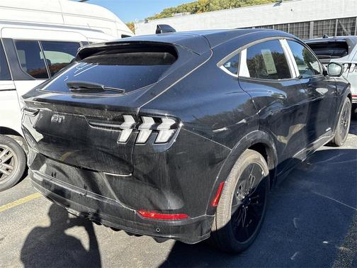 2025 Ford Mustang Mach-E GT