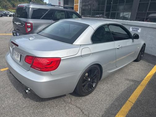 2011 BMW 335 i