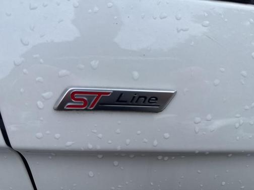 2022 Ford Edge ST Line