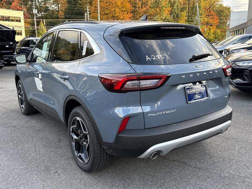 2025 Ford Escape Platinum