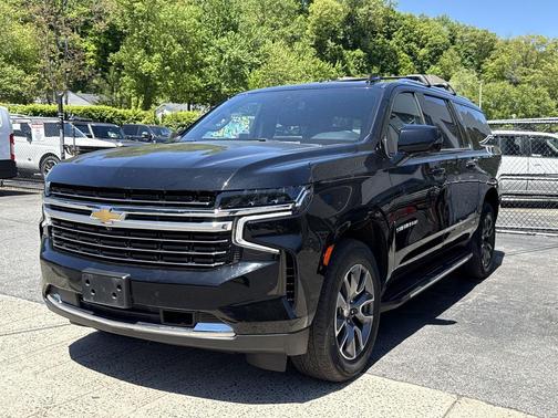 Black 2024 Chevrolet Suburban LT