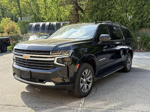 Black 2024 Chevrolet Suburban LT