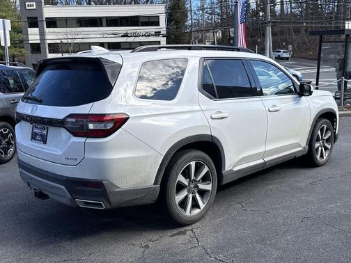 2025 Honda Pilot Elite