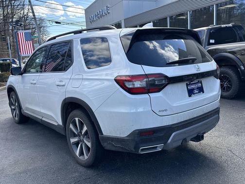 2025 Honda Pilot Elite