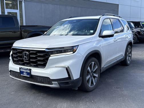2025 Honda Pilot Elite
